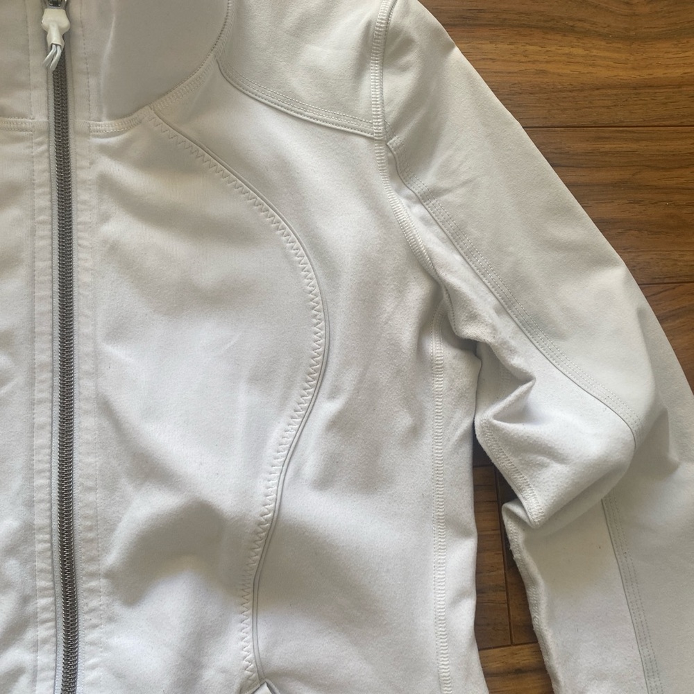 Lululemon White Jacket - Picture 6 of 8